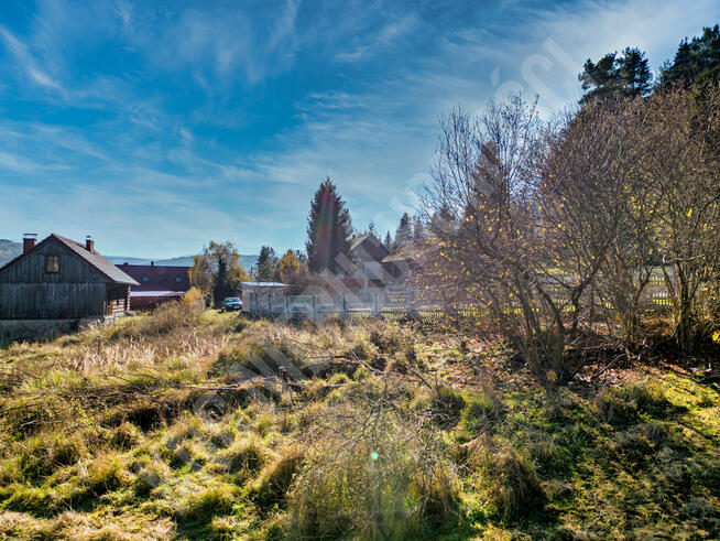 Działka w spokojnym miejscu blisko lasu