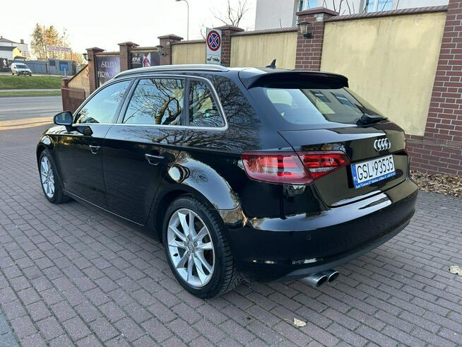 Audi A3 Sportback 1.4 TFSI Ambition SZKLANY DACH