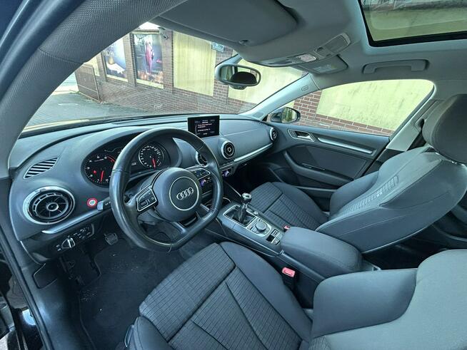 Audi A3 Sportback 1.4 TFSI Ambition SZKLANY DACH