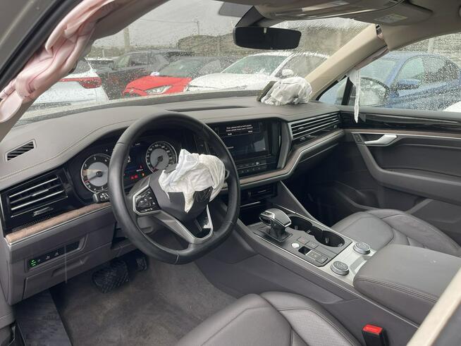 Volkswagen Touareg Automat Pamięć Klima:4 strefy Pneumatyka Kamery360 285KM