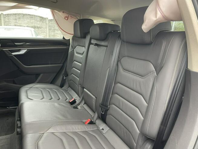 Volkswagen Touareg Automat Pamięć Klima:4 strefy Pneumatyka Kamery360 285KM