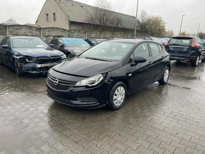 Opel Astra EcoTec Klimatyzacja