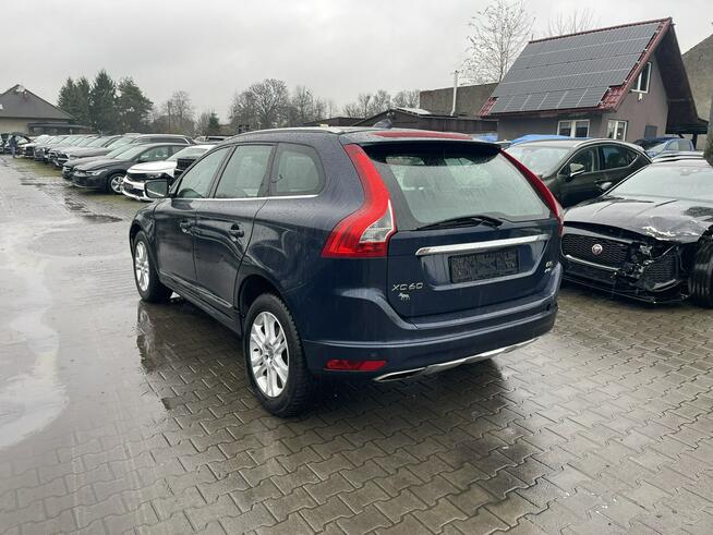 Volvo XC 60 D5 Summum 4x4 Automat Panorama Skóra
