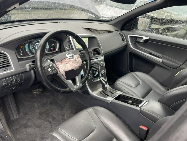 Volvo XC 60 D5 Summum 4x4 Automat Panorama Skóra