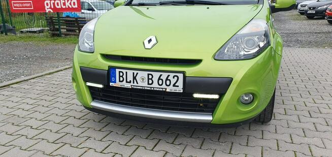 Renault Clio W oryginalnym lakierze/Bardzo zadbany/Ledy/Alufelgi/Podgrzewane fotele