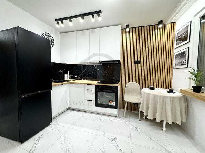 Świeżo po remoncie 2 pokoje z super widokiem