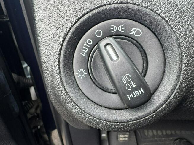 Fiat Freemont Klimatronic 3-stref, Podgrz. fotele, 7 osobowy, Skóra, Hak