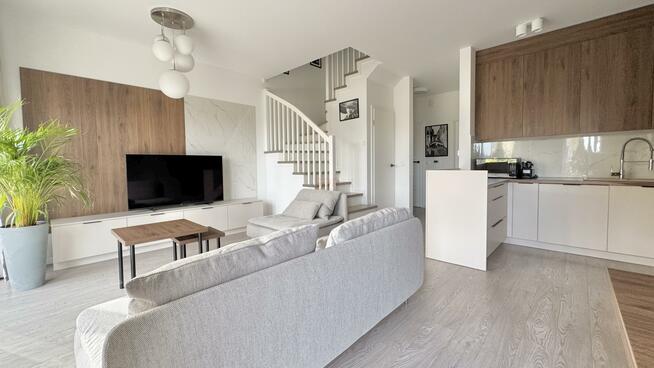 Dom Ślęza gm. Kobierzyce, Główna