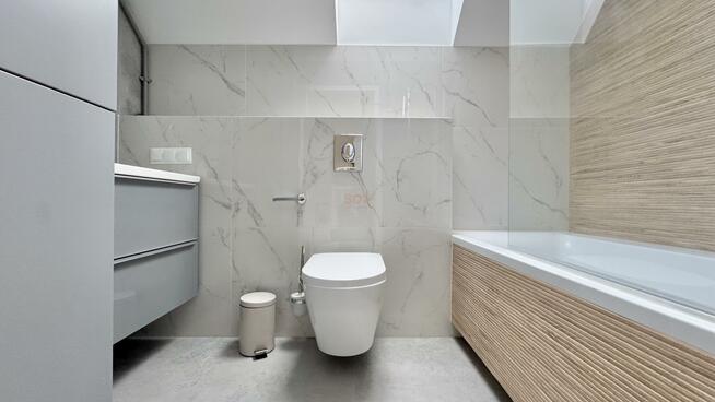 Dom Ślęza gm. Kobierzyce, Główna