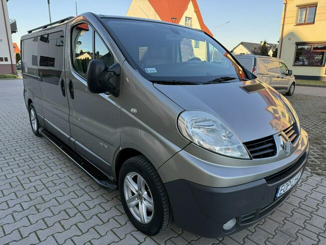 Renault Trafic 2.0DCI Dubel Long Długi 5os Klima Tempomat Alu Navi Kamera Hak
