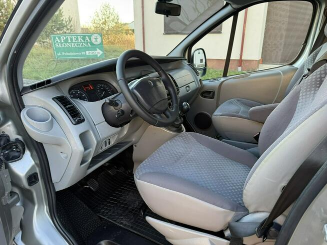 Renault Trafic 2.0DCI Dubel Long Długi 5os Klima Tempomat Alu Navi Kamera Hak