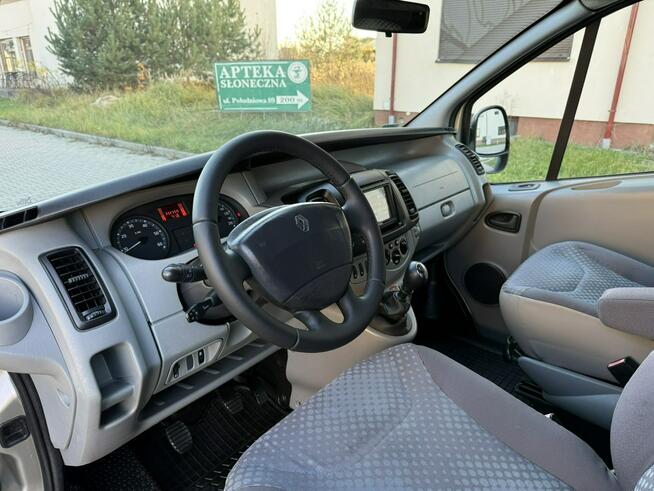 Renault Trafic 2.0DCI Dubel Long Długi 5os Klima Tempomat Alu Navi Kamera Hak