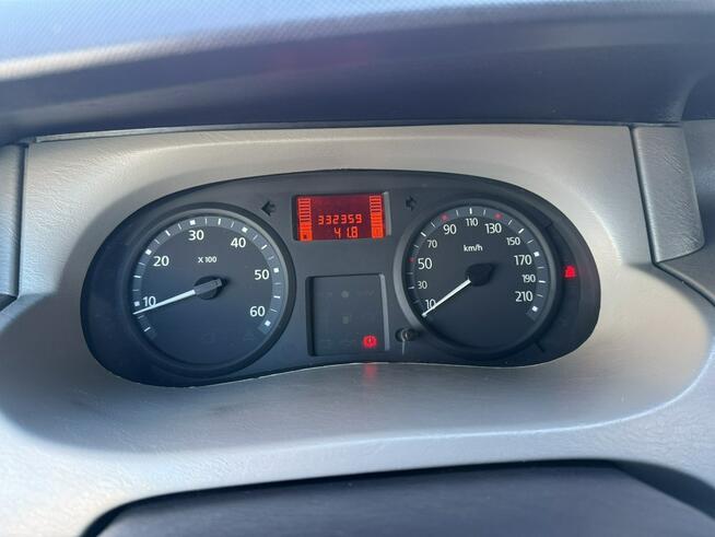 Renault Trafic 2.0DCI Dubel Long Długi 5os Klima Tempomat Alu Navi Kamera Hak