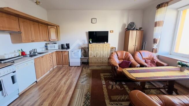 Kamienica w centrum Staszowa - bardzo dobry stan