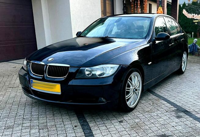 BMW 320i e90 150KM 6Biegów Navi iDrive 16:9 Koło 18' Atrakcyjna opłaty