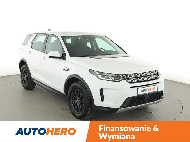 Land Rover Discovery Sport LIFT 2.0D D165 Panorama Tempomat Nawigacja GrzaneFotele Kamera PDC LED