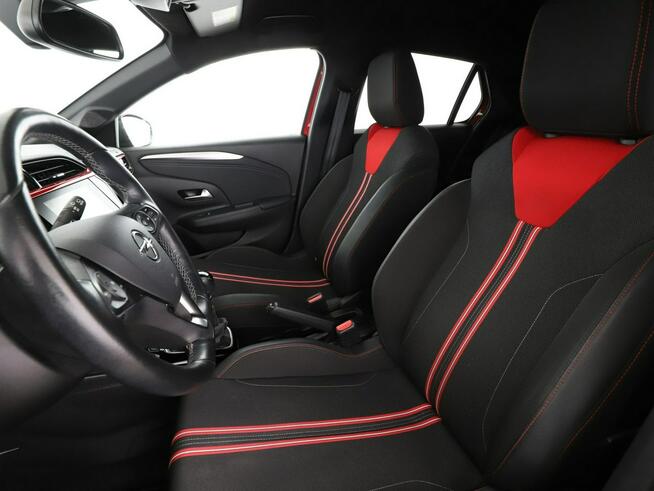 Opel Corsa full LED klima auto kamera i czujniki parkowania