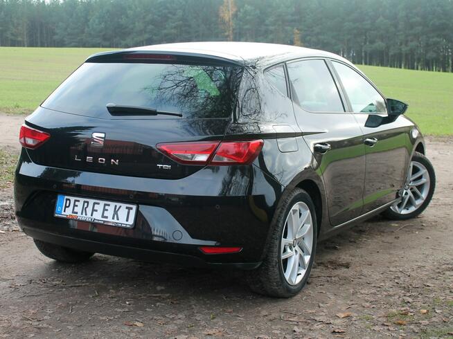 Seat Leon 1.6 TDI 105 KM Klimatronik TELEFON Czujniki PARKOWANIA Tempomat SERWIS