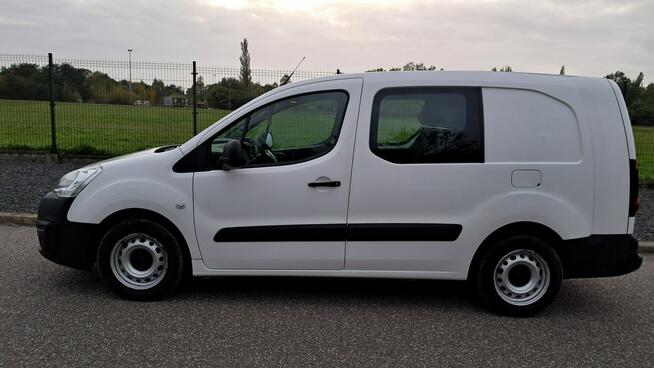 Peugeot Partner Long Tempomat 1.6HDi 2017r Klima Hak Czujniki Ekran