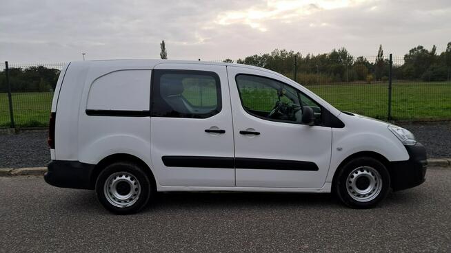 Peugeot Partner Long Tempomat 1.6HDi 2017r Klima Hak Czujniki Ekran