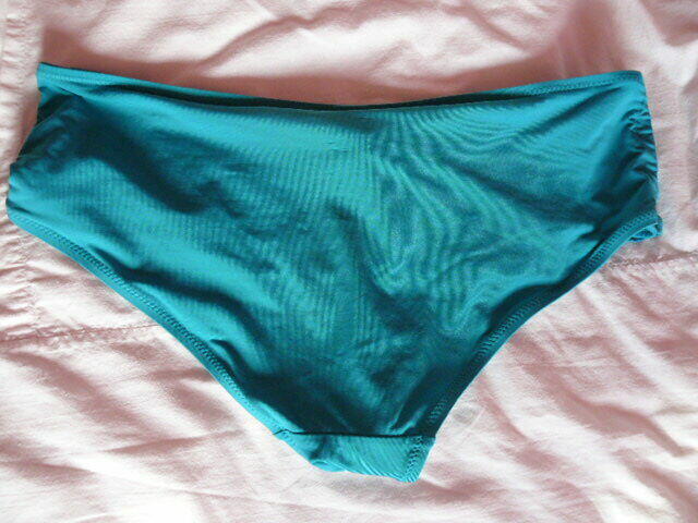 Kostium kapielowy Beach gora:75B,dol:40-42