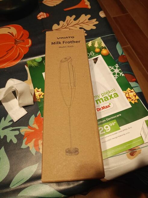 Speiniacz do mleka kolor czarny