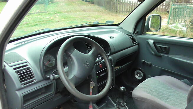 Peugeot Partner 1,9 D CHŁODNIA