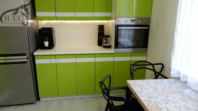 PRZESTRONNE 2-POKOJOWE MIESZKANIE CZĘSTOCHOWA GNASZYN