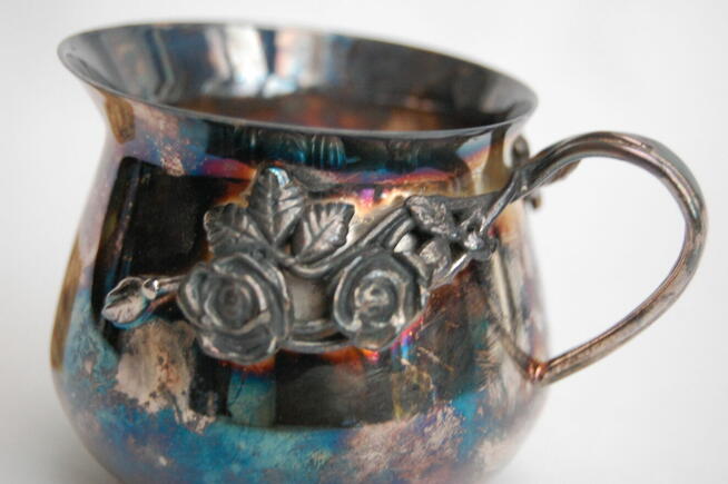 Posrebrzany mlecznik platerowany srebrem róże Resovia PRL