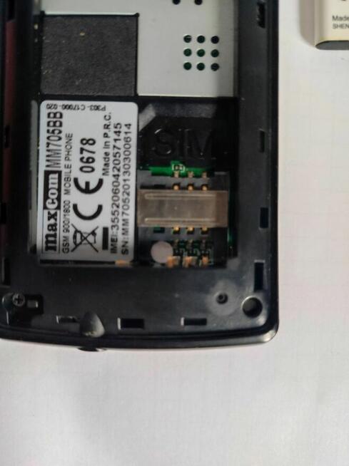 telefon Maxcom MM705BB dla seniorów osób starszych słabowid