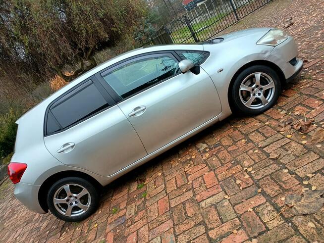 ZADBANY AURIS z roku 2007 diesel TANIO !!!!