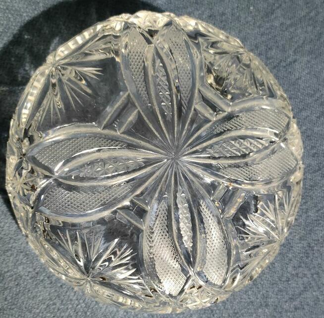 kryształy – miseczki, patera i cukierniczka (nr 14–20)