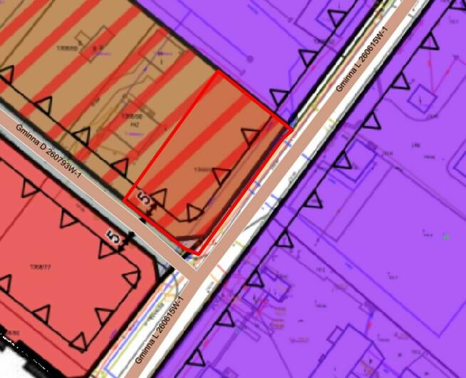 Działka budowlana w mieście z dostępem do mediów