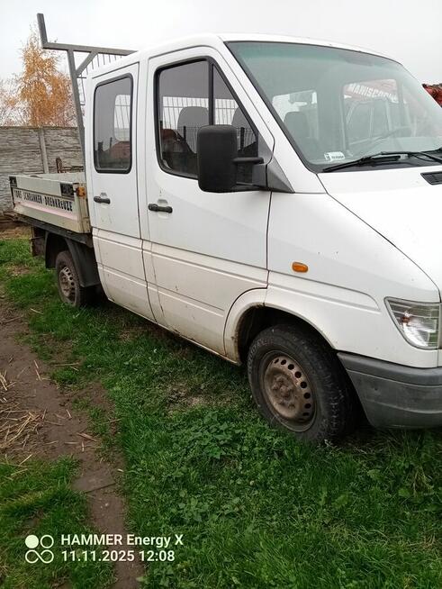 Mercedes Sprinter 208