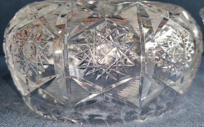 kryształy – misy , popielniczka i paterki (nr 9–13)