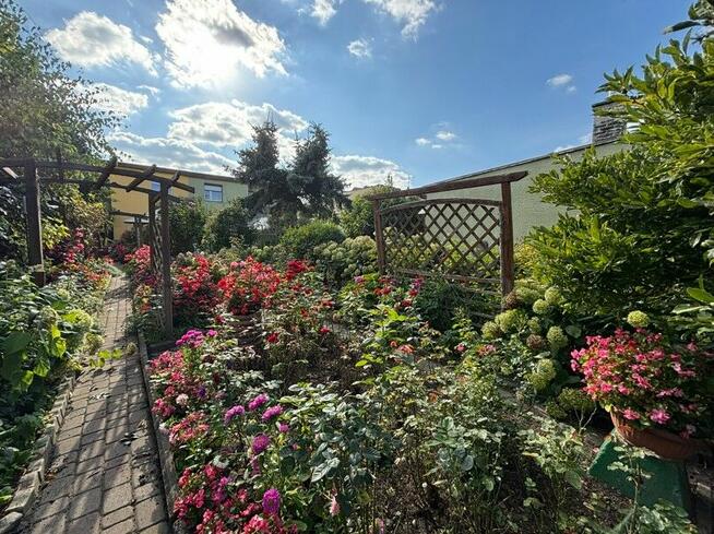 Dom z ogrodem 1 469 m² w centrum Ostrowi Mazowieckiej, ul.