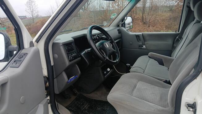 VW caravelle 2.5 tdi