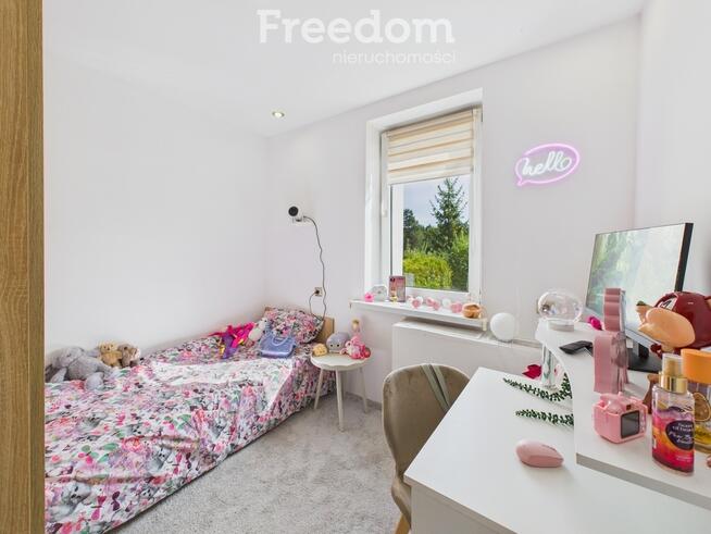 Uroczy biały dom 99 m² z dużą działką