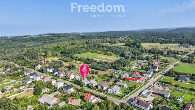 Uroczy biały dom 99 m² z dużą działką