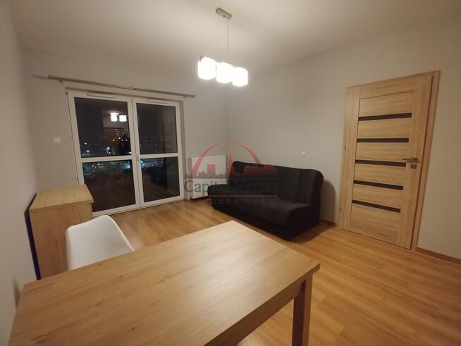 Kawalerka z oddzielną kuchnią i garażem