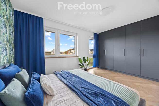 Dwupoziomowe mieszkanie z ogrodem, Nowa Wola