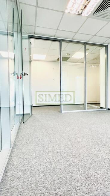 Przy stacji metra, biuro na call center , 24h