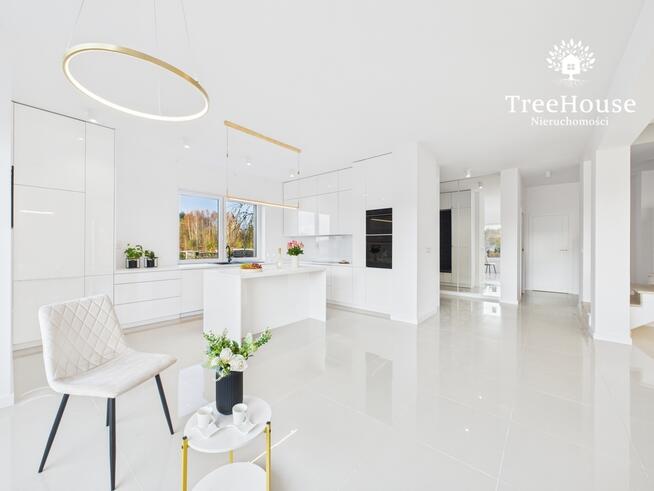 Przestronny, wolnostojący dom w Dorotowie