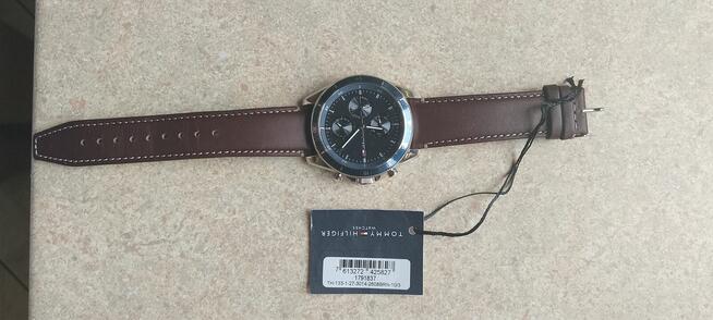 Na Sprzedaż 3 Nowe Zegarki Okazja