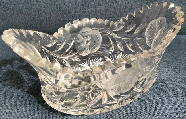 kryształy – misy , popielniczka i paterki (nr 9–13)