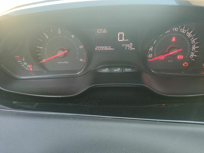 Peugeot 208 2013r 1,6 diesel