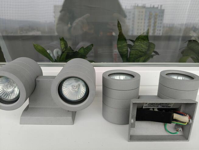 Dwie podwójne lampy