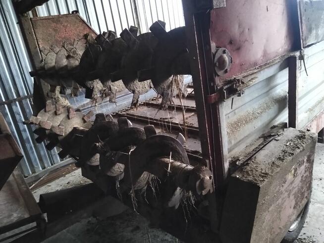 Sprzedam rozrzutnik obornika Cynkomet