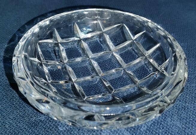 kryształy – miseczki, patera i cukierniczka (nr 14–20)