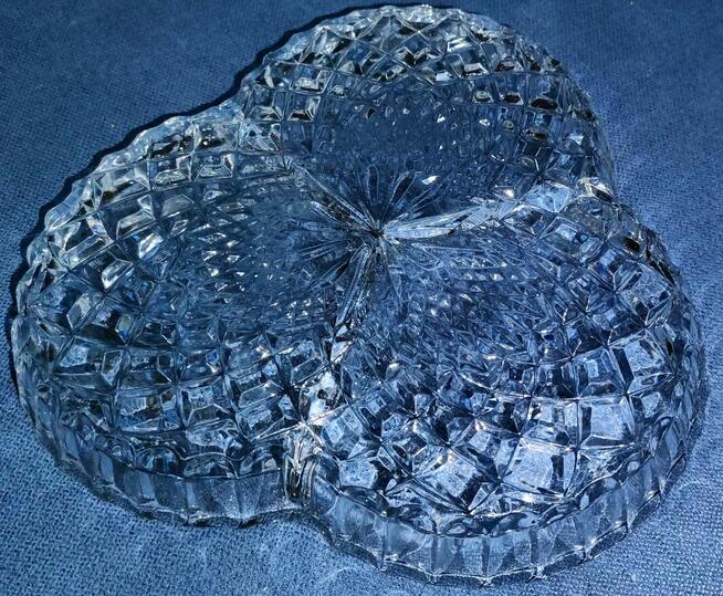 kryształy – miseczki, patera i cukierniczka (nr 14–20)